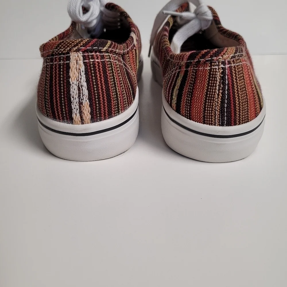 Airwalk Striped Canvas Lace‎ Up Sneakers Womens Size 7.5